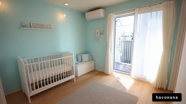 明るいベビールームの風景