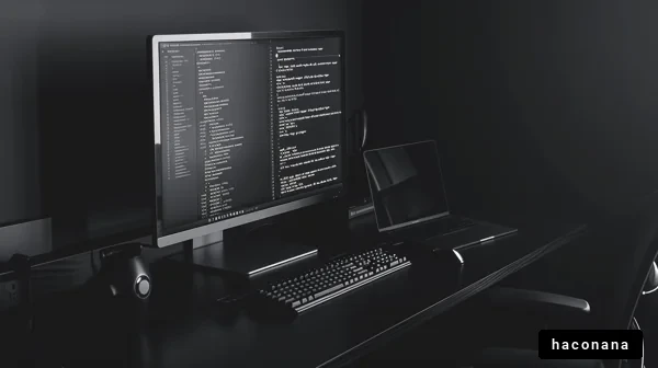 モダンなデスク環境