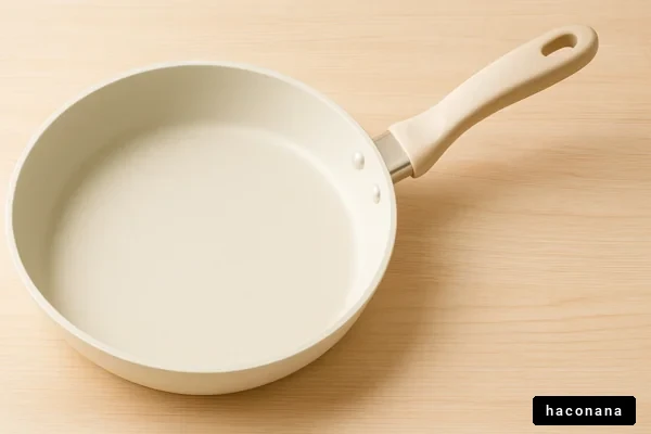 シンプルなフライパン