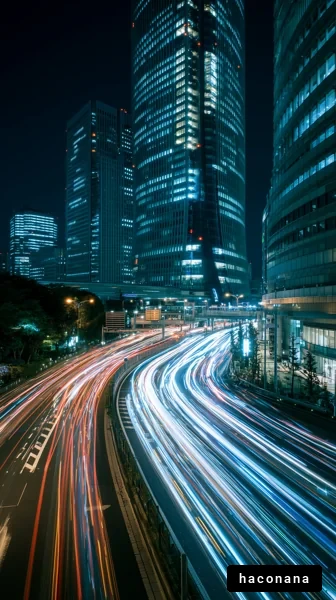 夜の都市と交通の風景