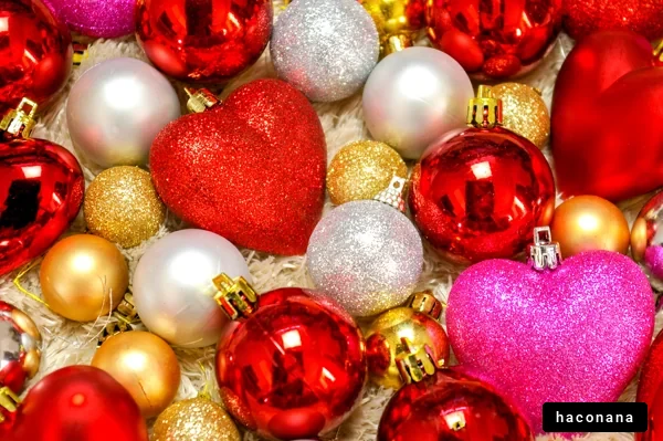 カラフルなクリスマスオーナメント