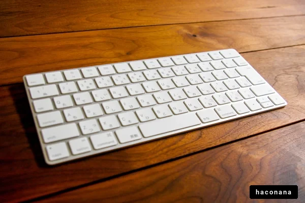 シンプルなコンピュータキーボード