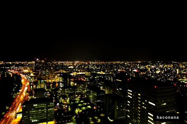 夜景が美しい都市の風景