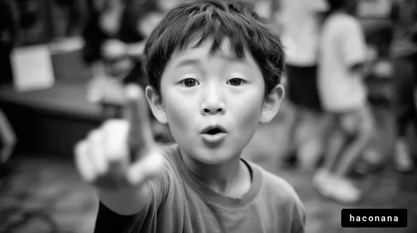 驚きの表情をする子供