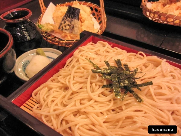 美味しい蕎麦の盛り付け