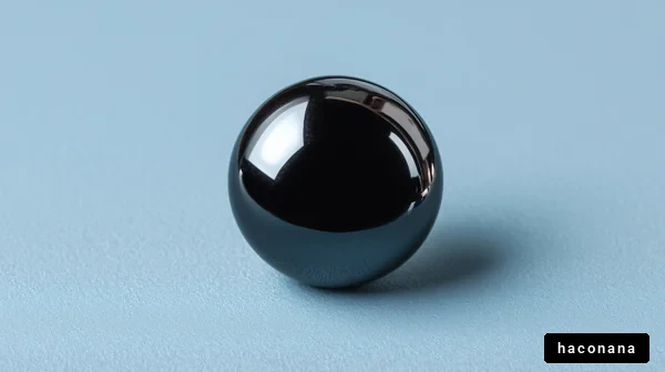 光沢のある黒い球体