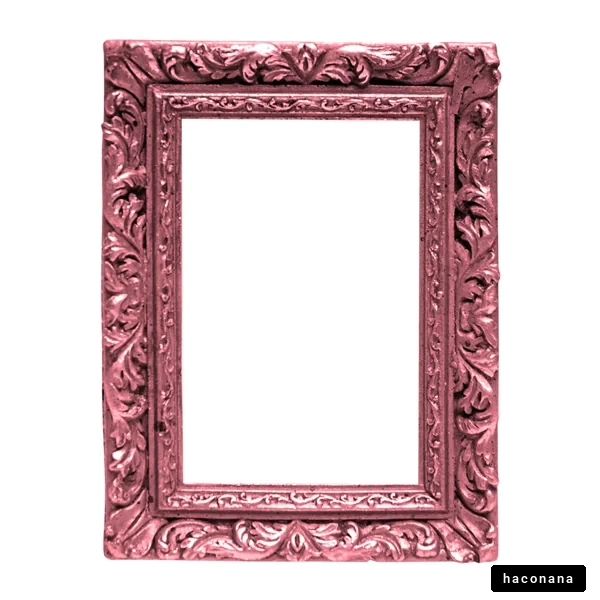 華やかな装飾のフレーム