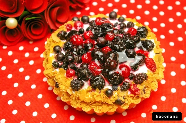 ベリーたっぷりのケーキ