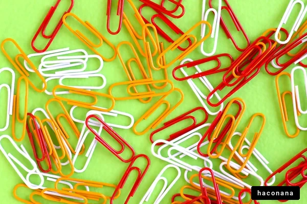 カラフルなクリップの集合