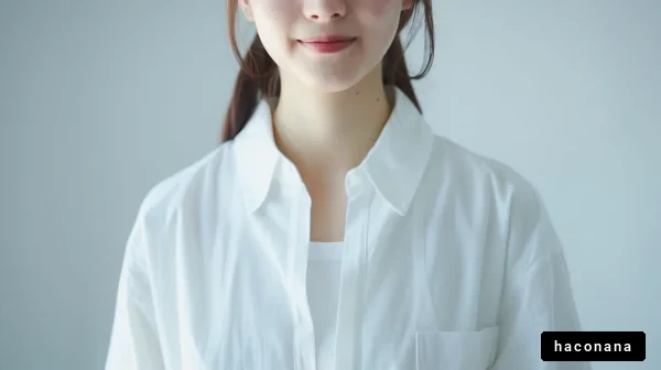 シンプルな笑顔の女性