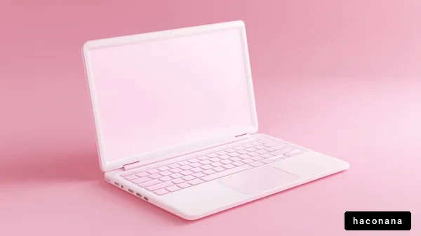 ピンクのノートパソコン