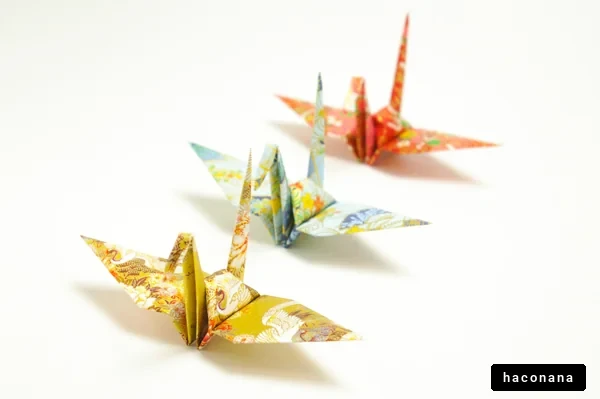 色とりどりの折り鶴