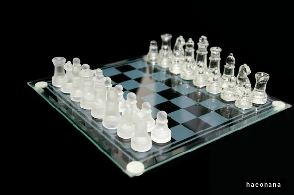 美しいチェスボードと駒