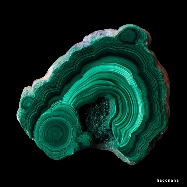 美しい緑色の石目