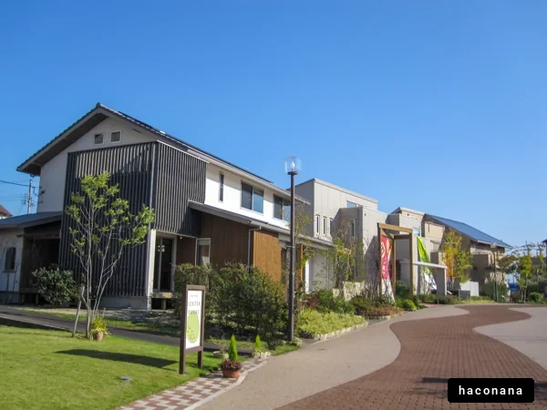 現代的な住宅街の風景