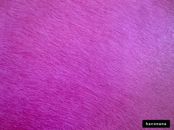 鮮やかなピンクの質感
