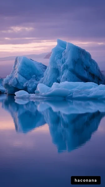 氷山と美しい夕暮れ