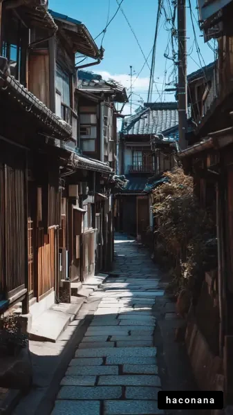 古い街並みの小道